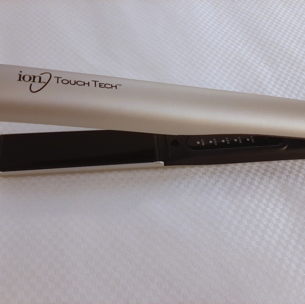 ION Touch Tech hair straightener